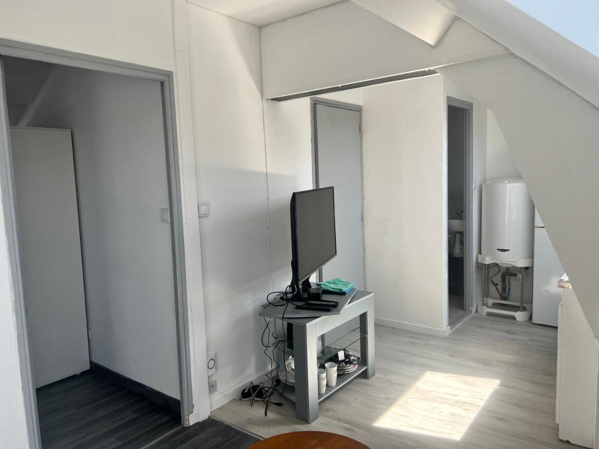 Appartement Prive Calais Extérieur photo